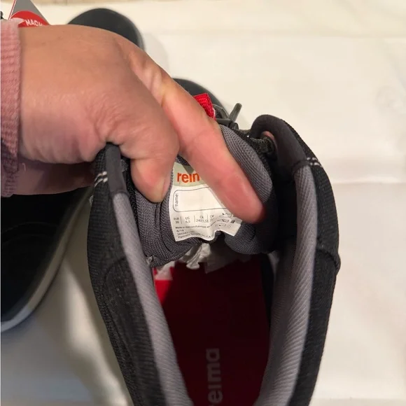 Stylish Black Ankle Boots - Picture 6 of 9